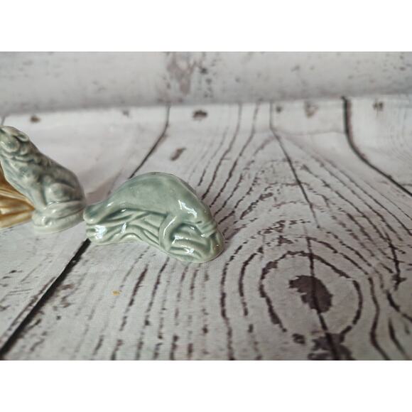 Lot of 6 Wade England Red Rose Tea Figurines Wolf Polar Bear Hawks Fish Manatee - Picture 2 of 5